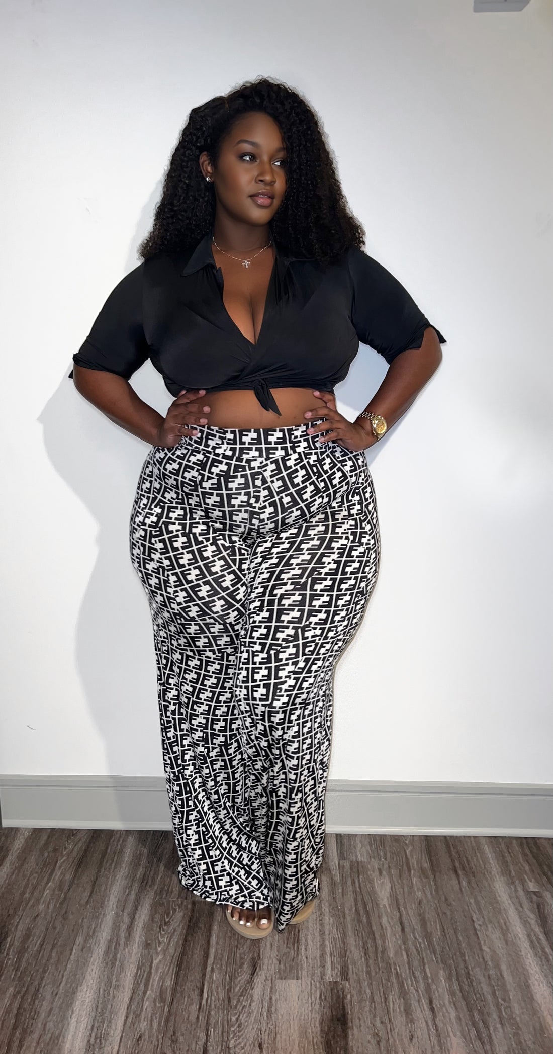 Croptop Black and White High waist Pants Set